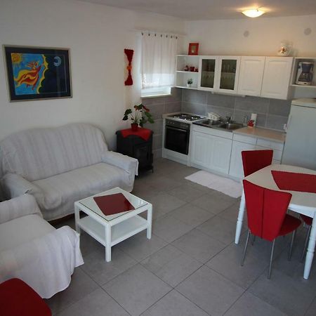 Apartment Vanda Novi Vinodolski Buitenkant foto