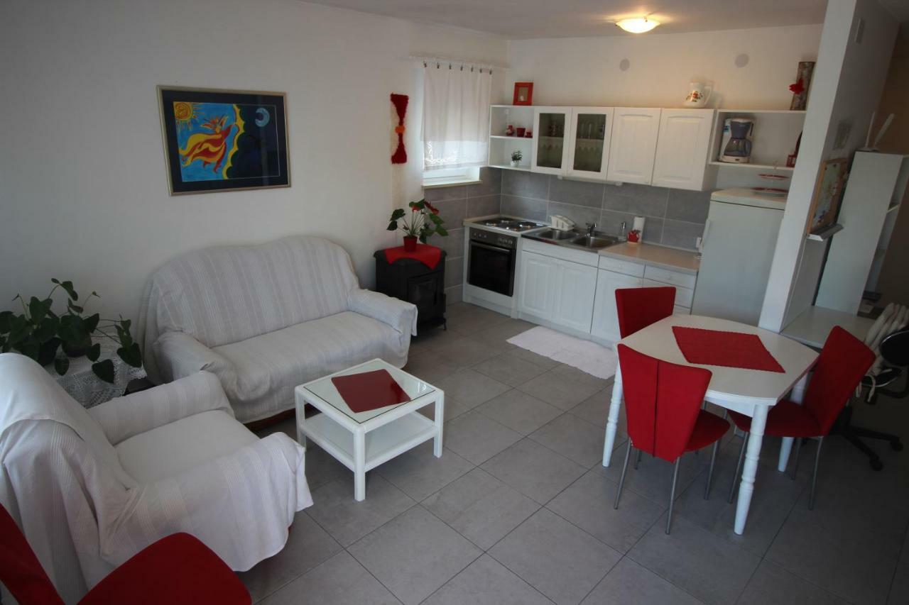 Apartment Vanda Novi Vinodolski Buitenkant foto
