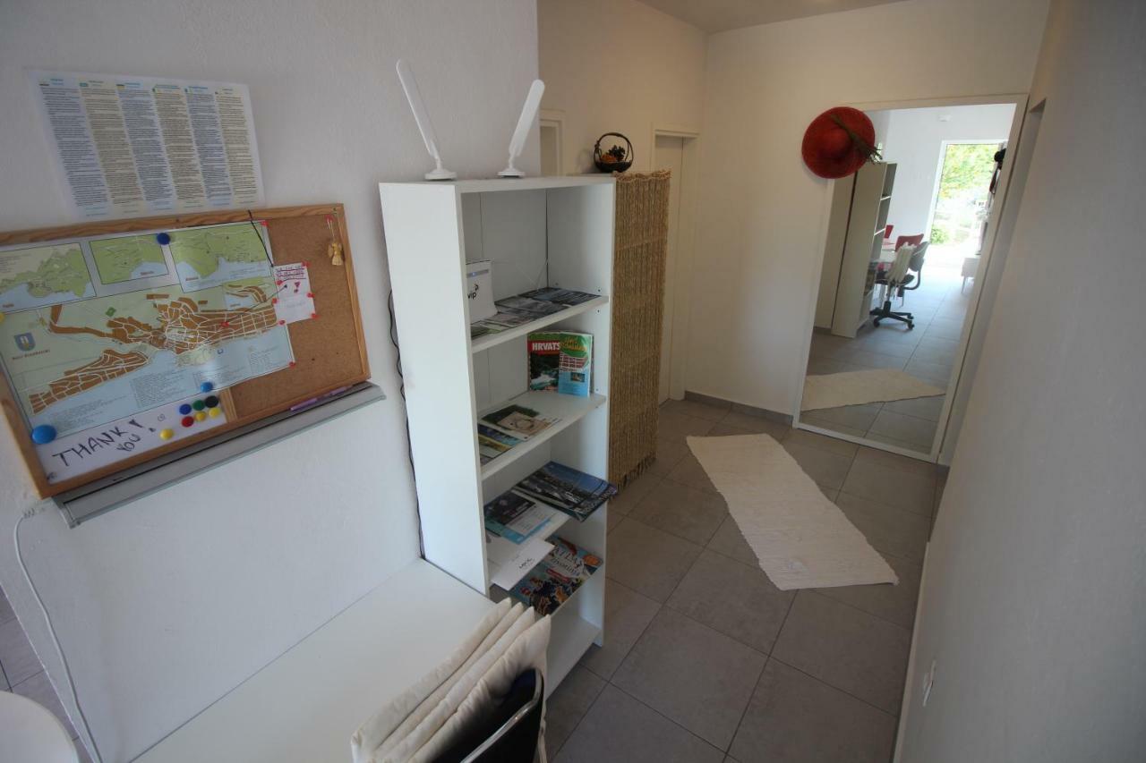 Apartment Vanda Novi Vinodolski Buitenkant foto