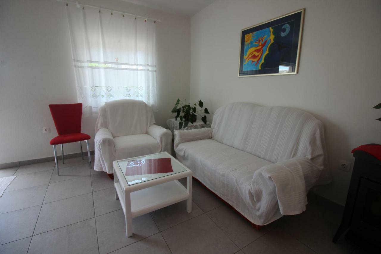 Apartment Vanda Novi Vinodolski Buitenkant foto
